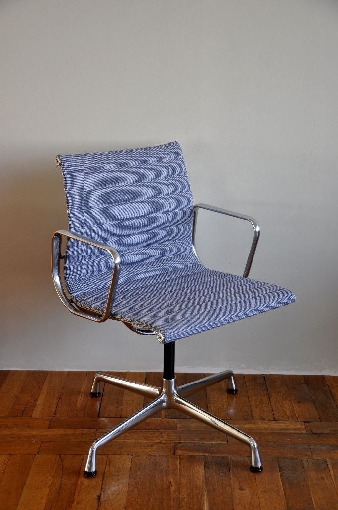 办公椅|现代真皮会议椅|办公家具|华体会体育官方在线官网家具|EA 104 会议椅